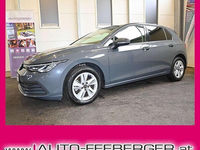 Gebraucht VW Golf VIII Life 110 PS (80 kW) 2024 Grau Limousine