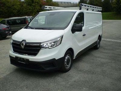 Weiß Gebraucht 2023 Renault Trafic Van | € 26.300