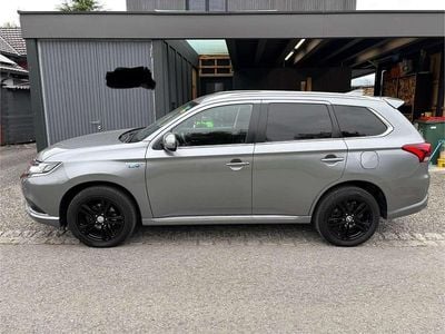 Gebraucht Mitsubishi Outlander Intense 135 PS (99 kW) 2020 SUV