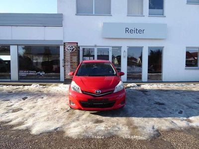 Gebraucht Toyota Yaris Active 69 PS (50 kW) 2012 Rot Kleinwagen