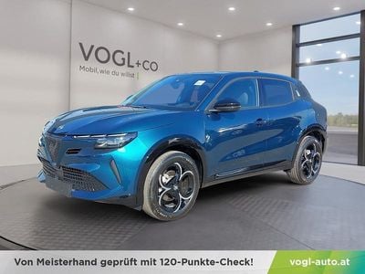 Gebraucht Alfa Romeo Junior 145 PS (106 kW) 2025 Blau SUV