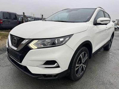 Weiß Gebraucht 2017 Nissan Qashqai SUV | € 12.498 (Etwas zu teuer)
