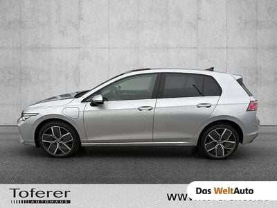 Gebraucht VW Golf VIII Style 204 PS (150 kW) 2024 Silber  metallic Limousine