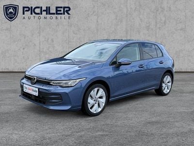 Neu VW Golf VIII 115 PS (84 kW) 2026 Mittelblau  normal