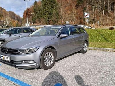 Grau Gebraucht 2018 VW Passat Comfortline Kombi | € 15.200 (Fairer Preis)