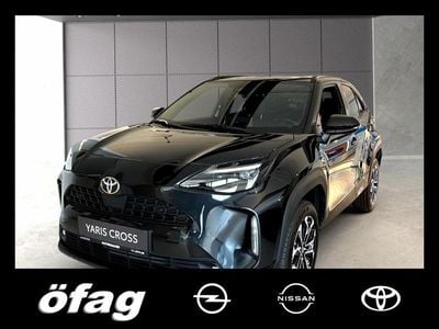Neu 2025 Toyota Yaris Hybrid Active Limousine | € 28.990 (Etwas zu teuer)