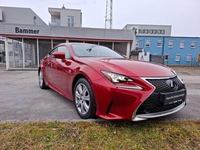 Rot Gebraucht 2017 Lexus RC300h Sport Line Coupé | € 29.800