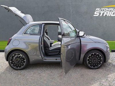 Grau Gebraucht 2023 Fiat 500e Kleinwagen | € 26.592 (Teuer)