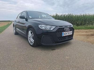 Schwarz Gebraucht 2020 Audi A1 Sportback Kleinwagen | € 16.000