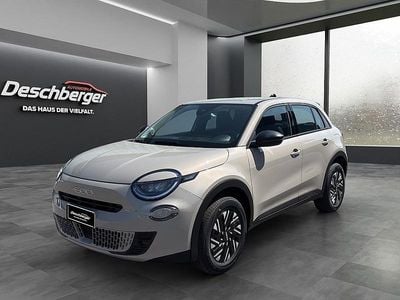 Neu Fiat 600 146 PS (107 kW) 2025 Beige SUV