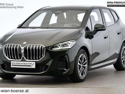 Grün Gebraucht 2024 BMW 218 Active Tourer Efficient Dynamics Van / Kleinbus | € 36.991 (Teuer)