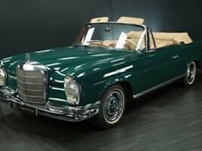 Gebraucht Mercedes 250 SE 150 PS (110 kW) 1966 Grün Cabrio