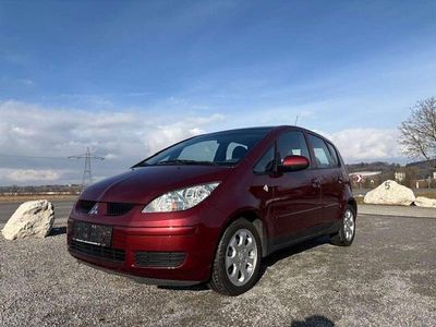 Gebraucht Mitsubishi Colt Inform 95 PS (69 kW) 2006 Rot Limousine