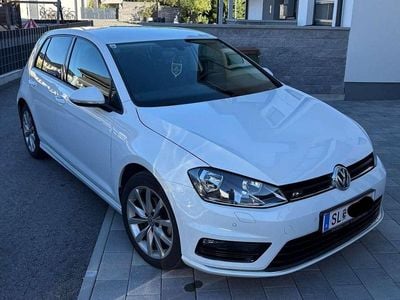 Weiß Gebraucht 2016 VW Golf VII R-line Limousine | € 10.400 (Guter Preis)