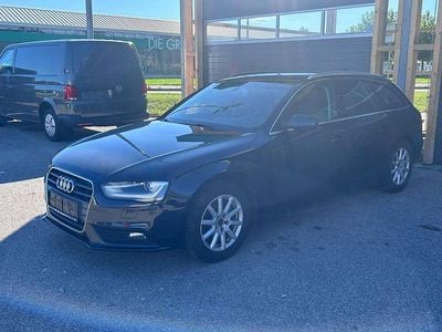 Blau Gebraucht 2013 Audi A4 Advanced Kombi | € 10.000 (Fairer Preis)