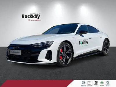 Hellgrau metallic Gebraucht 2022 Audi e-tron GT quattro Limousine | € 75.700