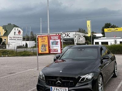 Gebraucht Mercedes E220 Avantgarde 194 PS (142 kW) 2016 Limousine