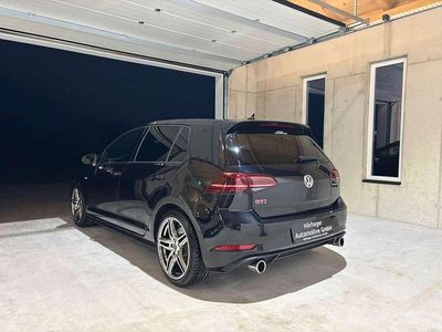 Schwarz Gebraucht 2017 VW Golf VII GTI Kleinwagen | € 24.999 (Etwas zu teuer)