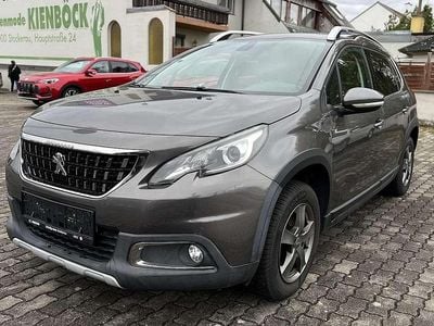 gebraucht Peugeot 2008 1,2 PureTech 110 S&S Allure