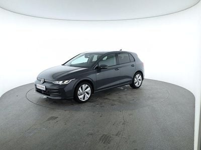 Gebraucht VW Golf VIII 115 PS (84 kW) 2026 Mittelgrau  metallic
