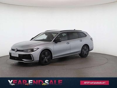 Silber Gebraucht 2025 VW Passat Sport Kombi | € 46.990