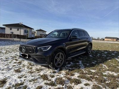 Gebraucht Mercedes GLC300 194 PS (142 kW) 2021 Grau SUV