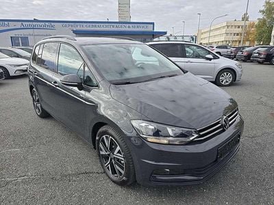 Grau Gebraucht 2020 VW Touran Comfortline Van / Kleinbus | € 22.990 (Fairer Preis)