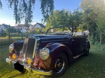 Braun Gebraucht 1952 Mercedes 220 Cabrio | € 98.500