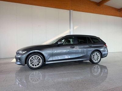 Gebraucht BMW 320 Advantage 190 PS (139 kW) 2022 Grau Kombi