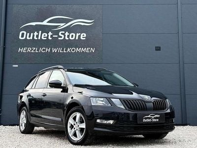 Schwarz Gebraucht 2017 Skoda Octavia Ambition Kombi | € 9.790 (Fairer Preis)