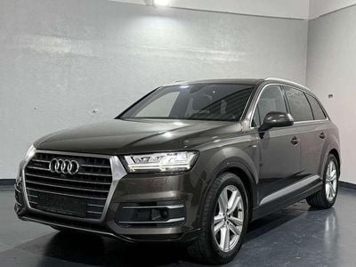 Braun Gebraucht 2015 Audi Q7 S-Line SUV | € 21.500