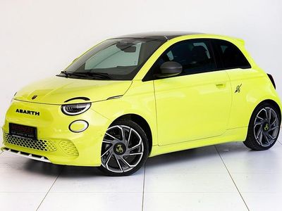 Grün Neu 2025 Abarth 500e Scorpionissima Kleinwagen | € 43.000