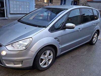 gebraucht Ford S-MAX Titanium 2,0 TDCi DPF