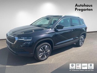 Schwarz metallicperleffektno Neu 2025 Skoda Karoq Selection SUV | € 39.990 (Fairer Preis)