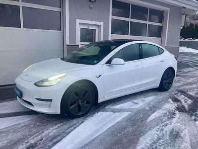 Weiß Gebraucht 2020 Tesla Model 3 Long Range AWD Limousine | € 21.790 (Fairer Preis)
