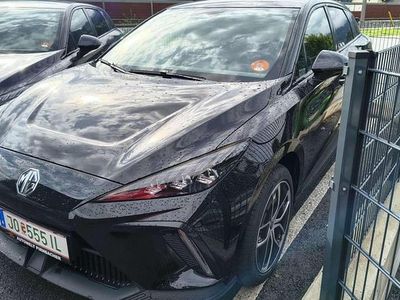 Schwarz Gebraucht 2024 MG MG4 EV Trophy Kleinwagen | € 28.950