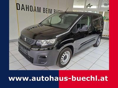 Schwarz Gebraucht 2021 Peugeot Partner S Van / Kleinbus | € 16.390