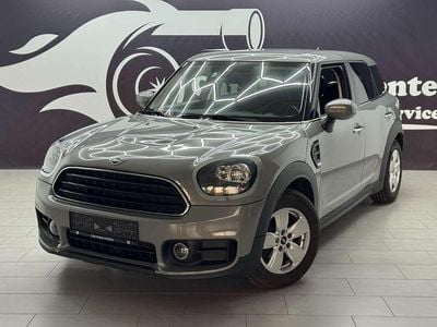 Grau Gebraucht 2020 Mini One D Countryman SUV | € 14.990