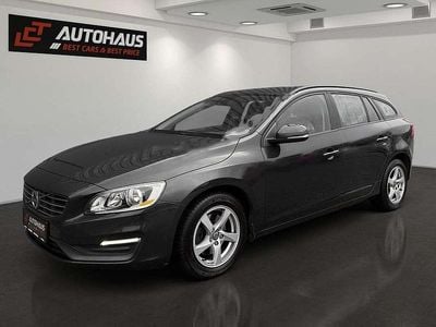 Grau Gebraucht 2014 Volvo V60 Kinetic Kombi | € 11.440