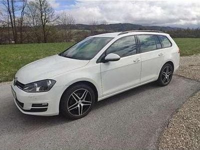 Weiß Gebraucht 2014 VW Golf VII Kombi | € 8.500 (Fairer Preis)
