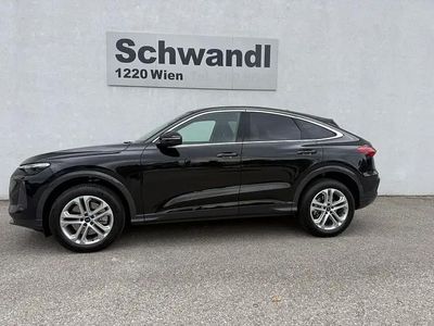Schwarz metallicperleffektno Neu 2025 Audi Q5 Sportback Ambiente SUV | € 61.490