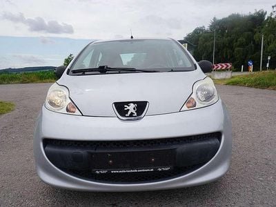 Grau Gebraucht 2007 Peugeot 107 Kleinwagen | € 1.690