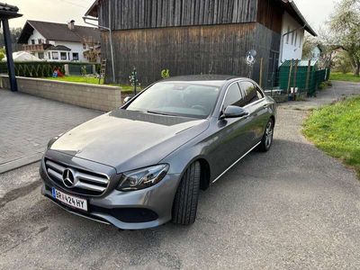 Mercedes E220