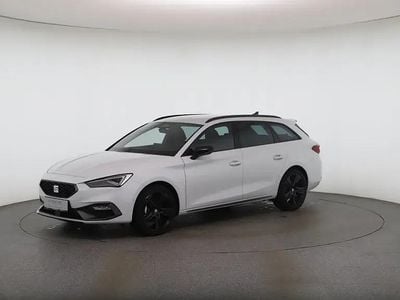 Weiss metallic Gebraucht 2025 Seat Leon FR Kombi | € 27.990 (Fairer Preis)