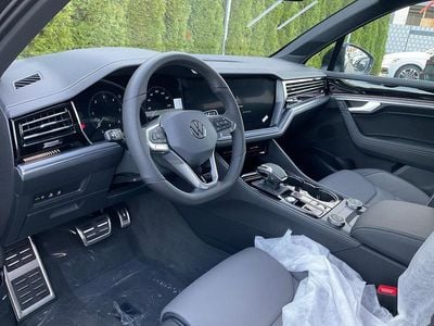 Neu 2025 VW Touareg R-line SUV | € 108.132 (Fairer Preis)