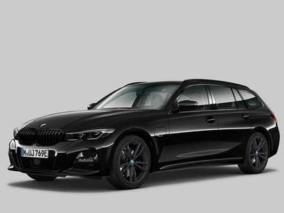 Schwarz Gebraucht 2021 BMW 320e M Sport Kombi | € 28.900 (Superpreis)