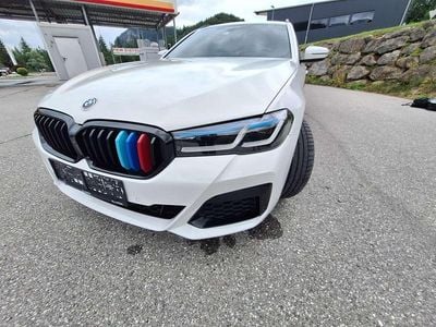 Weiß Gebraucht 2022 BMW 530e Kombi | € 35.900 (Superpreis)