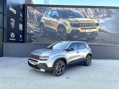 gebraucht Jeep Avenger 1.2 e-Hybrid Altitude e-DCT6 inkl. Winterpaket & LED-Style-Paket