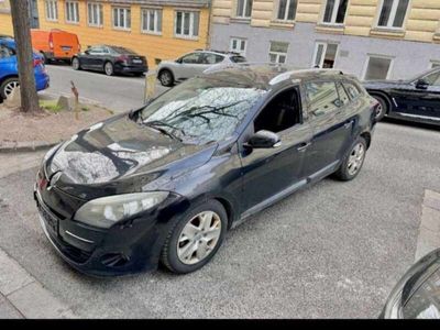 gebraucht Renault Mégane GrandTour dCi 110 FAP EDC BOSE Edition