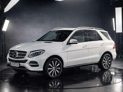 Gebraucht Mercedes GLE250 204 PS (150 kW) 2016 Weiß SUV